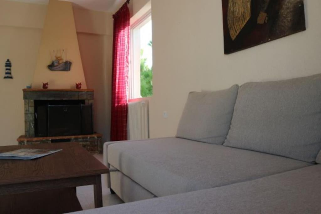 Anestis Apartment Akrata Dış mekan fotoğraf