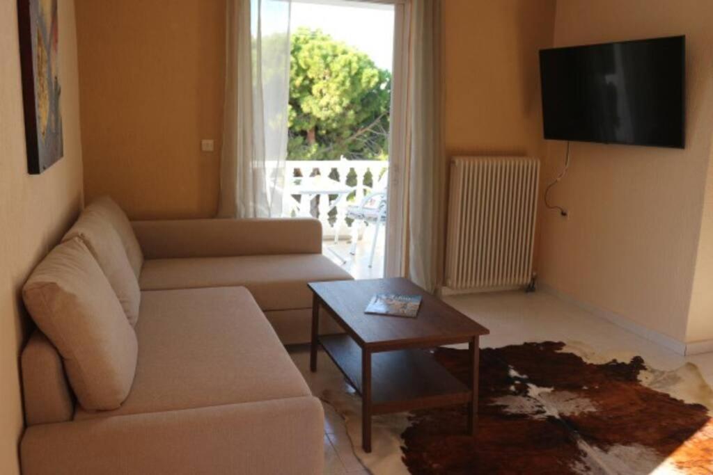 Anestis Apartment Akrata Dış mekan fotoğraf