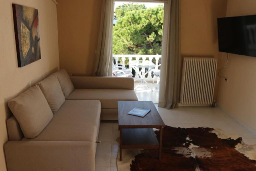 Anestis Apartment Akrata Dış mekan fotoğraf
