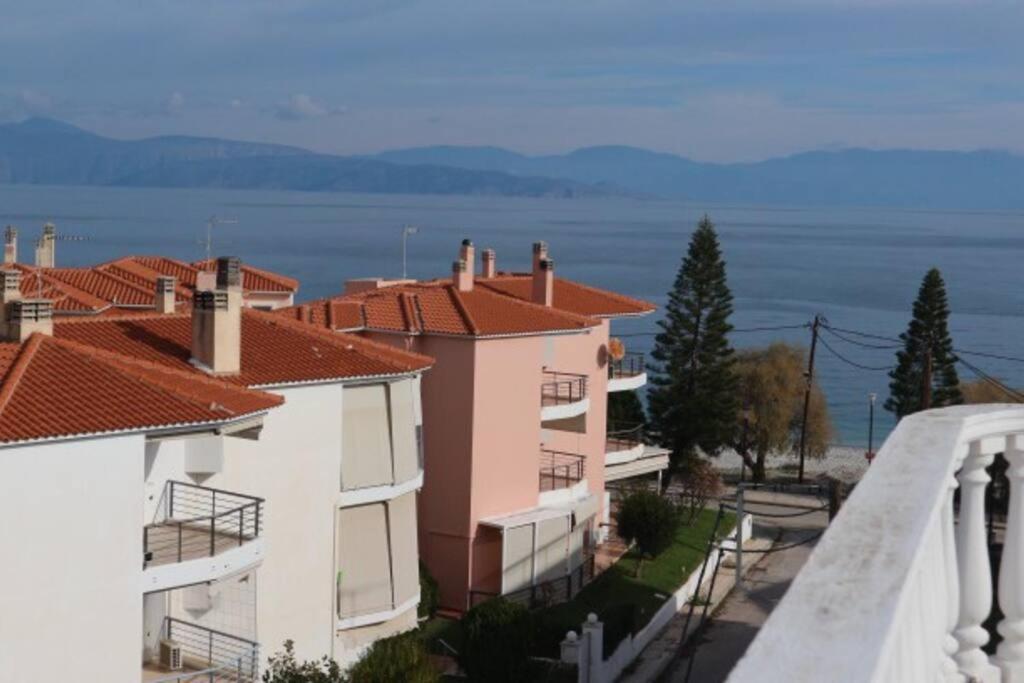 Anestis Apartment Akrata Dış mekan fotoğraf