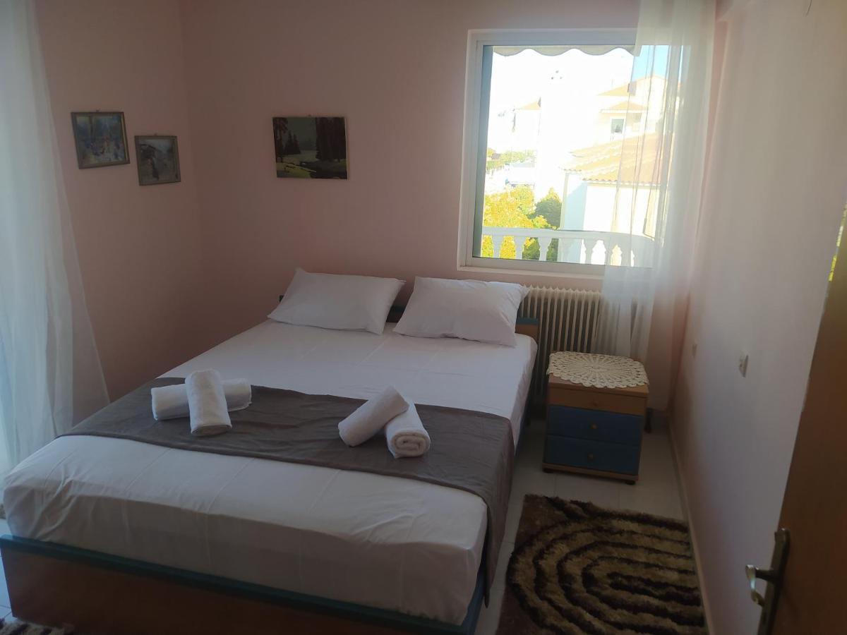 Anestis Apartment Akrata Dış mekan fotoğraf